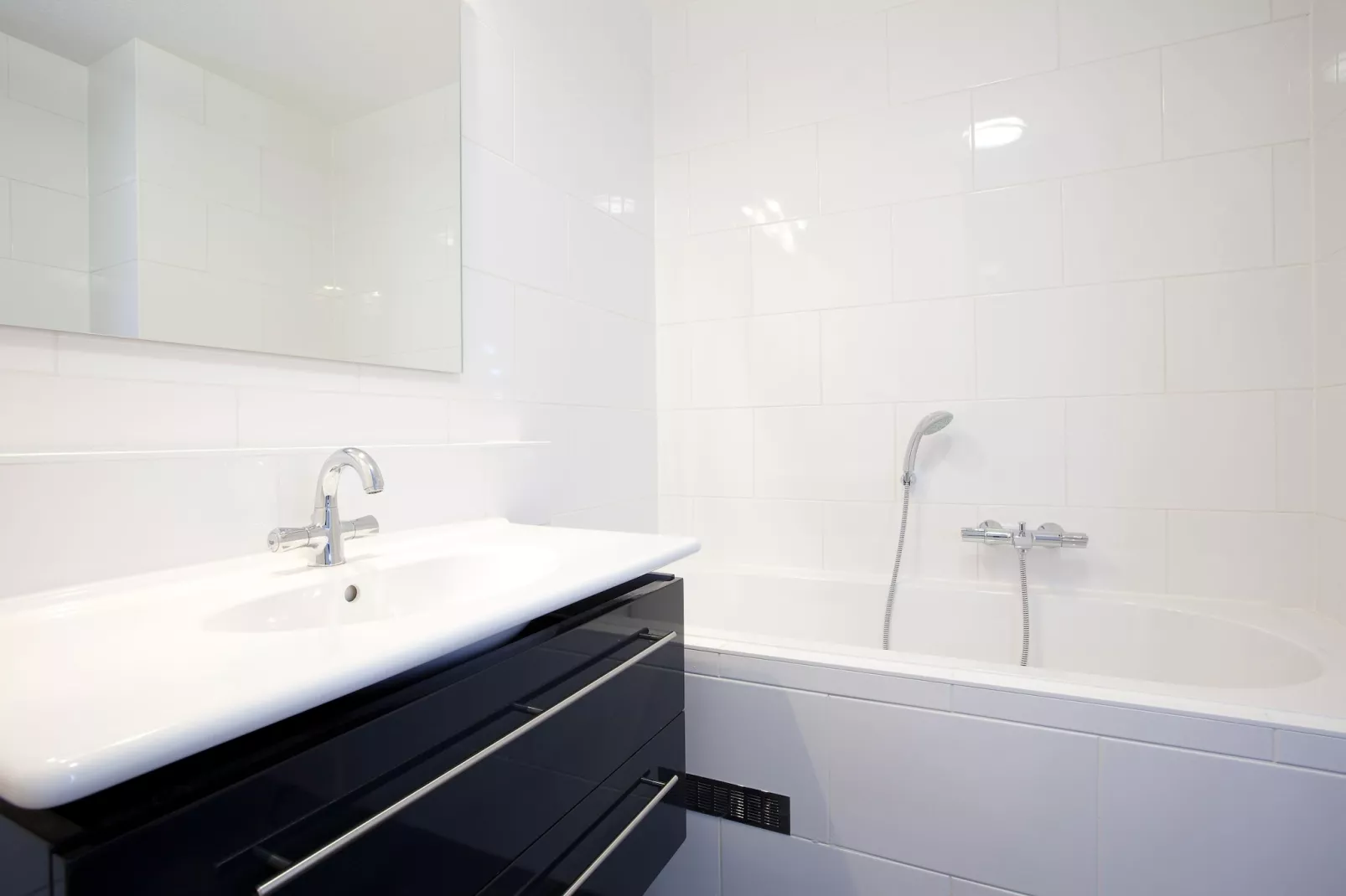 Nautisch Centrum Scheveningen 5-Bathroom