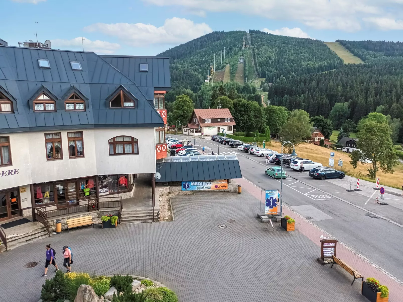 Harrachov 613-Outside