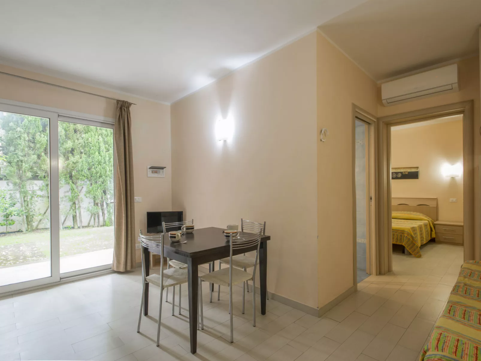 Relais-Inside