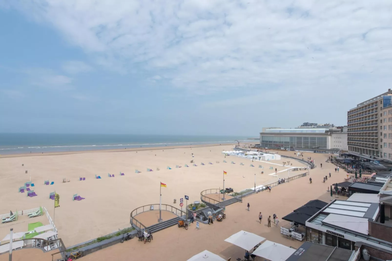 La plage 2-Areas summer 1km
