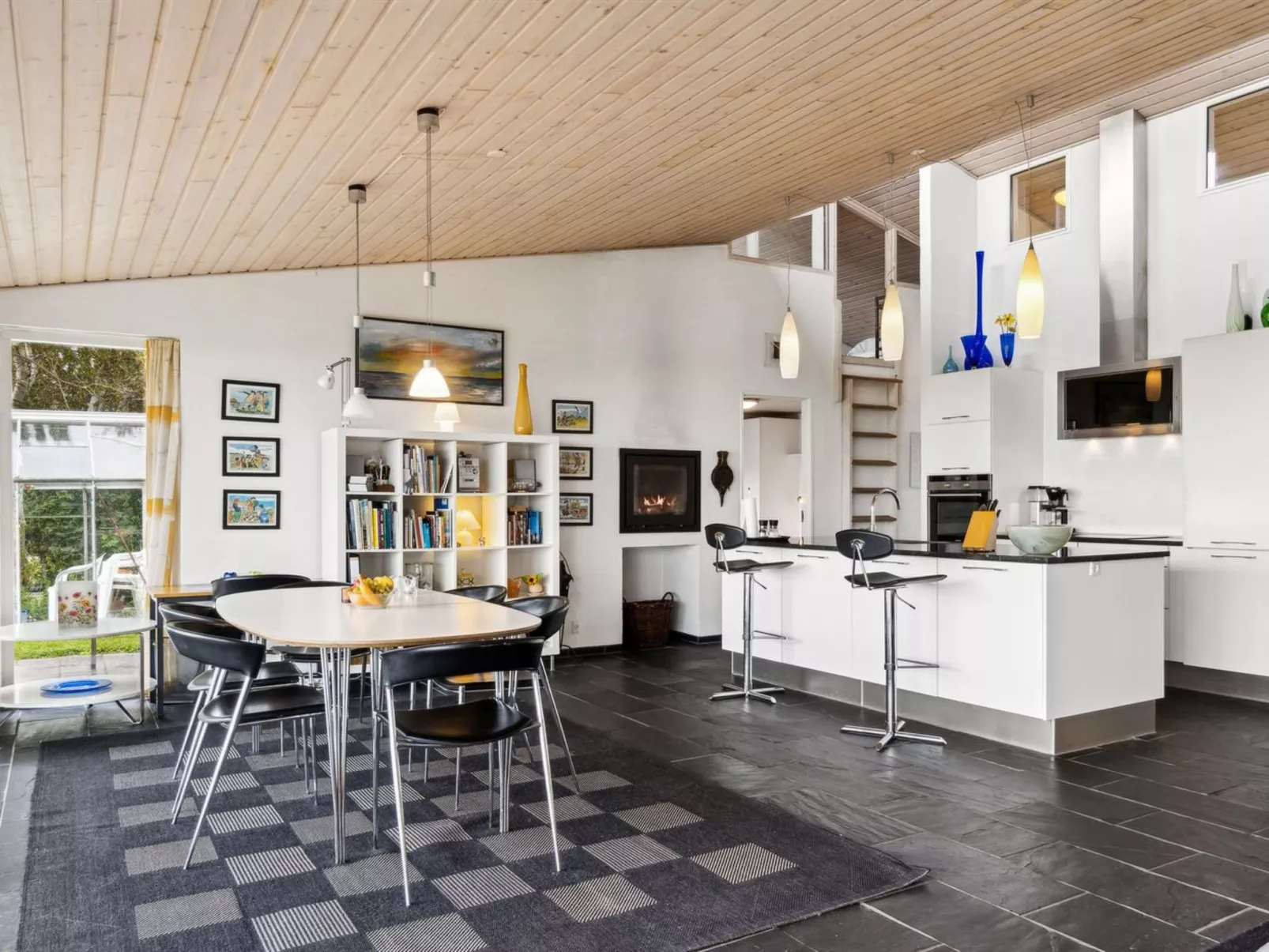 "Nilson" - 50m from the sea-Inside