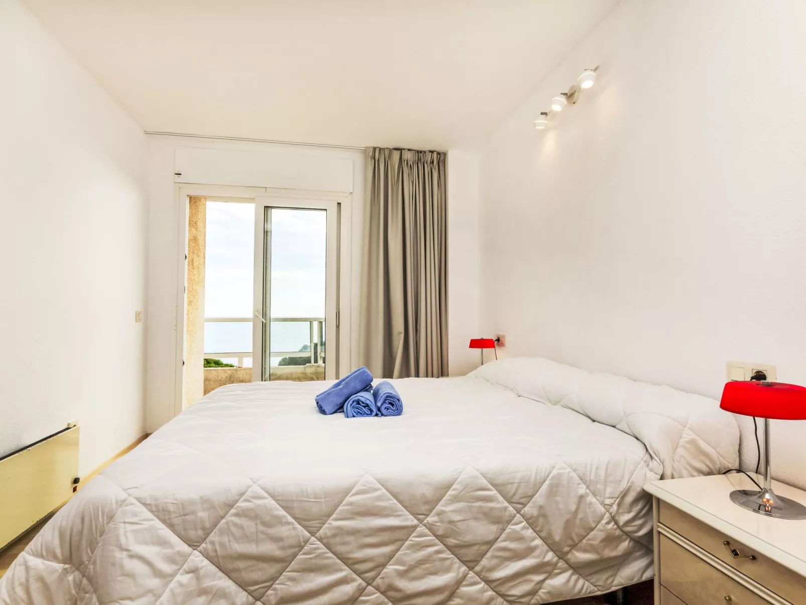 Blanes Playa-Inside
