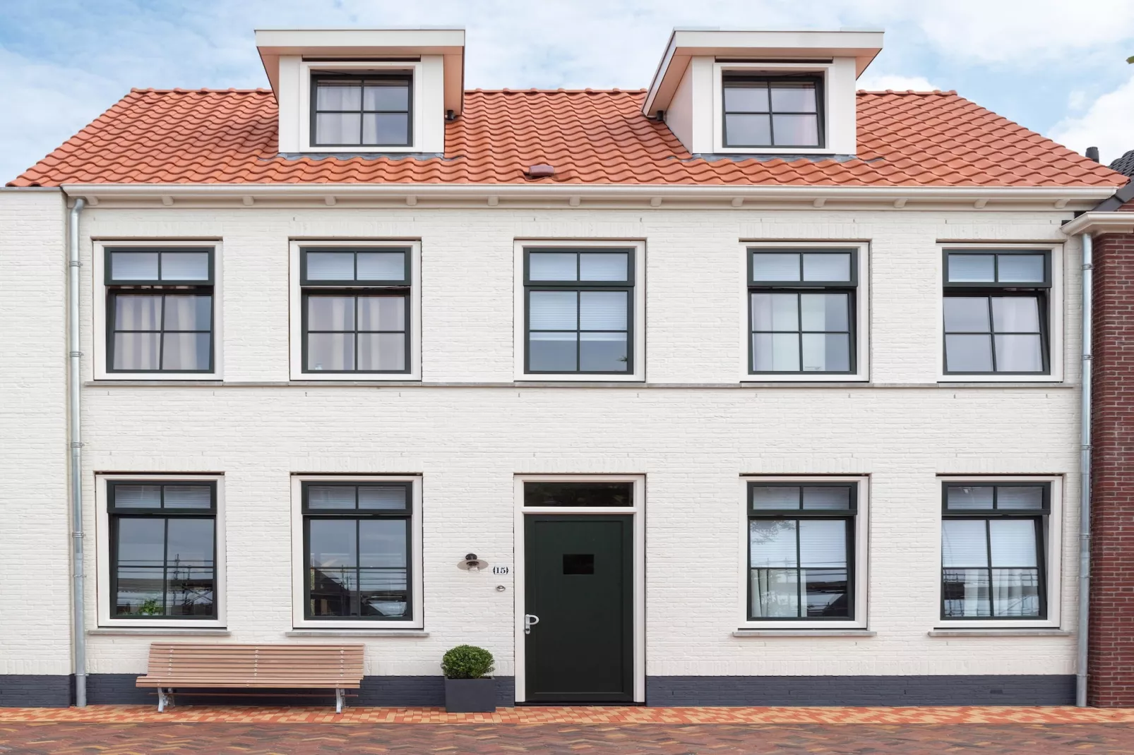 12 persoons Stadvilla met Jacuzzi-Extérieur été