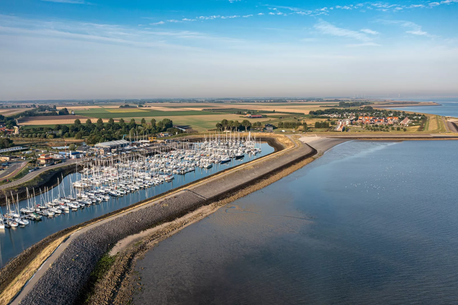 12 persoons Stadvilla met Jacuzzi-Zones d'été à 1 km