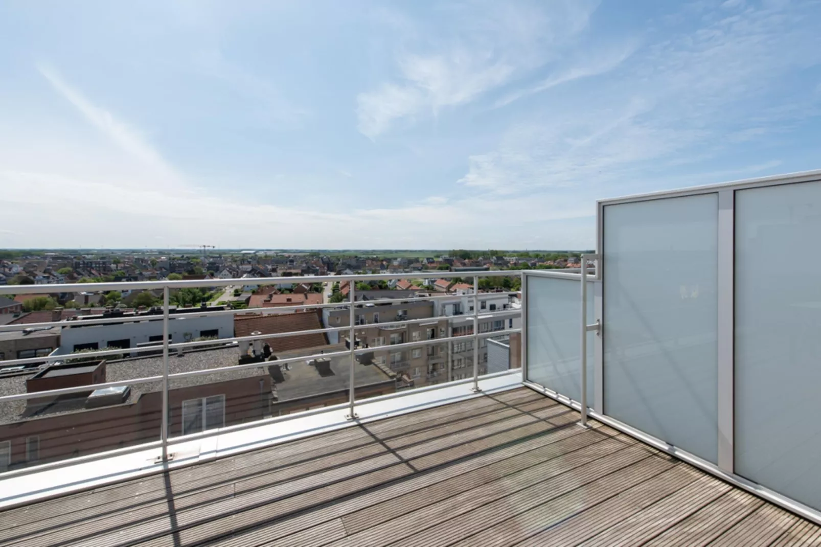 Vent de Sable-View summer