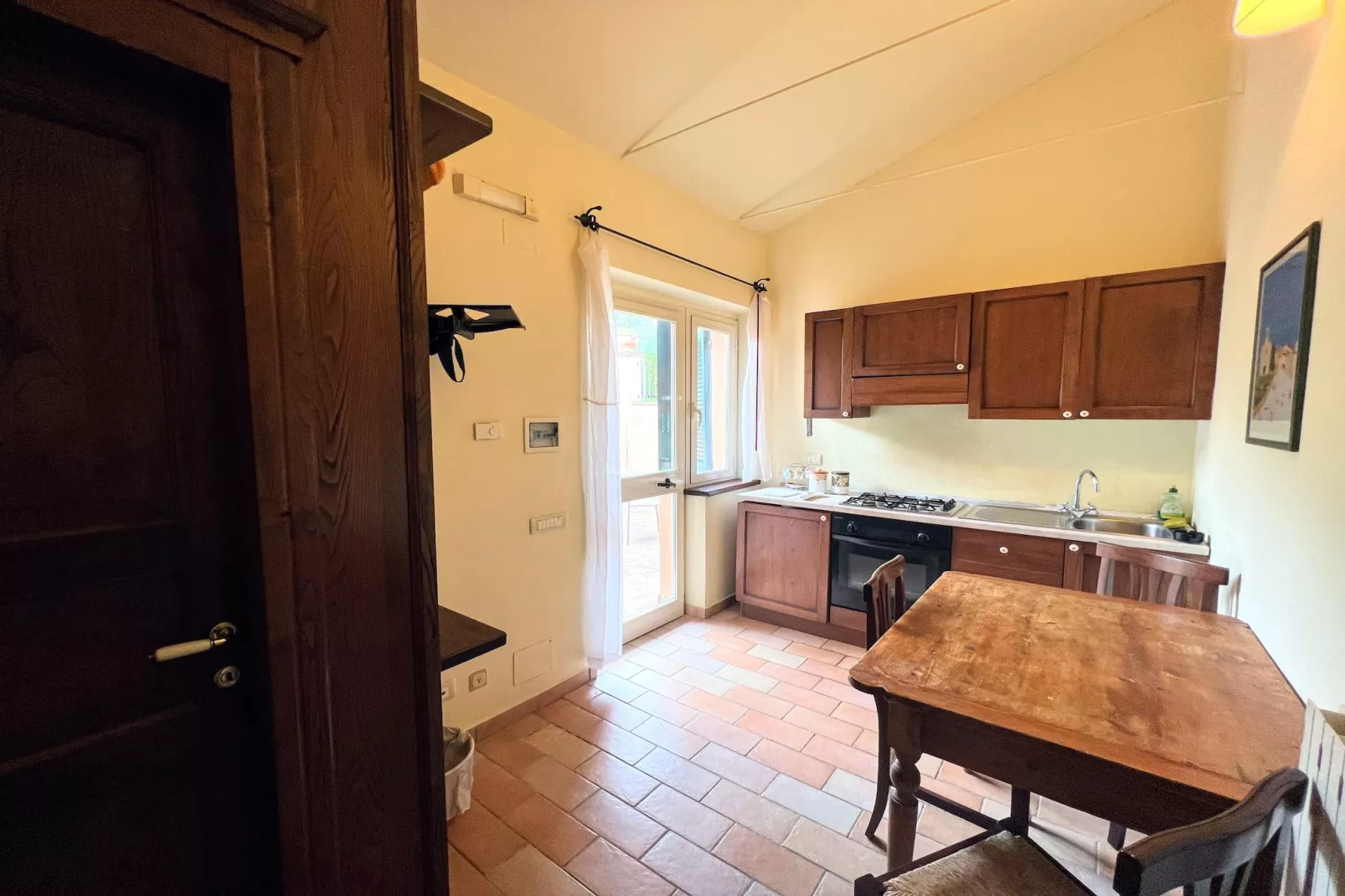 Sangiovese-Living room