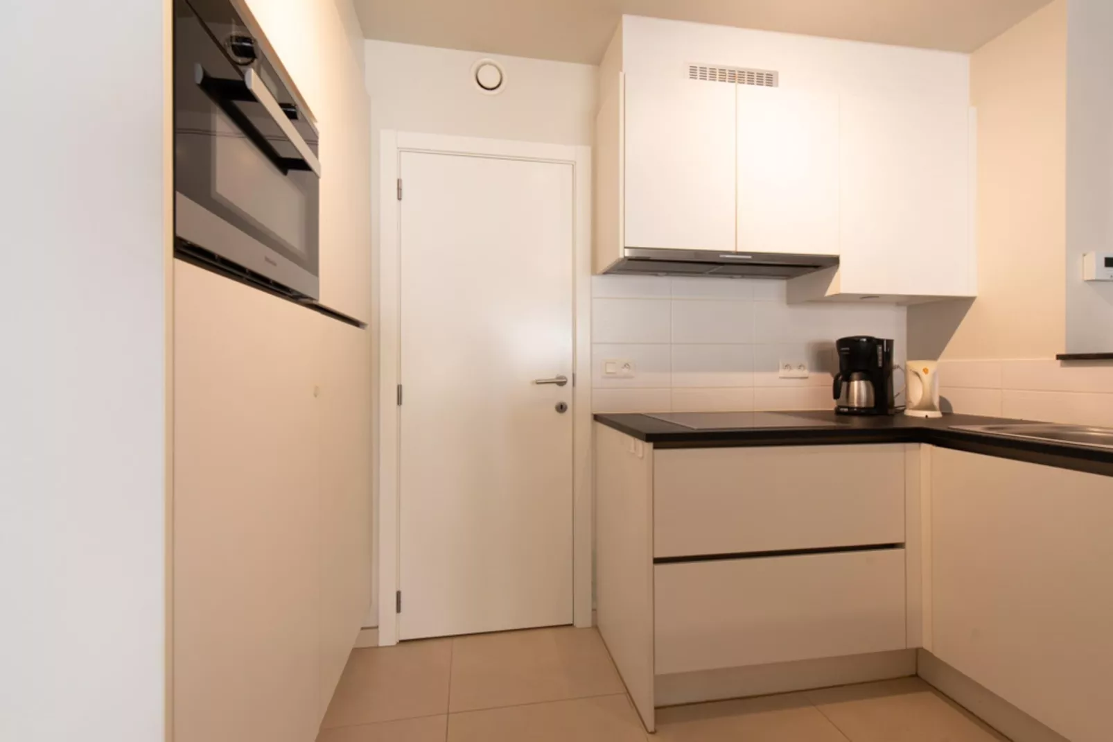 Triton 1-Kitchen