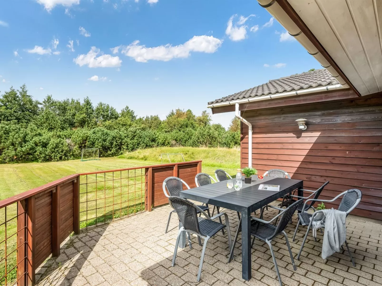 "Thorger" - 550m from the sea-Outside