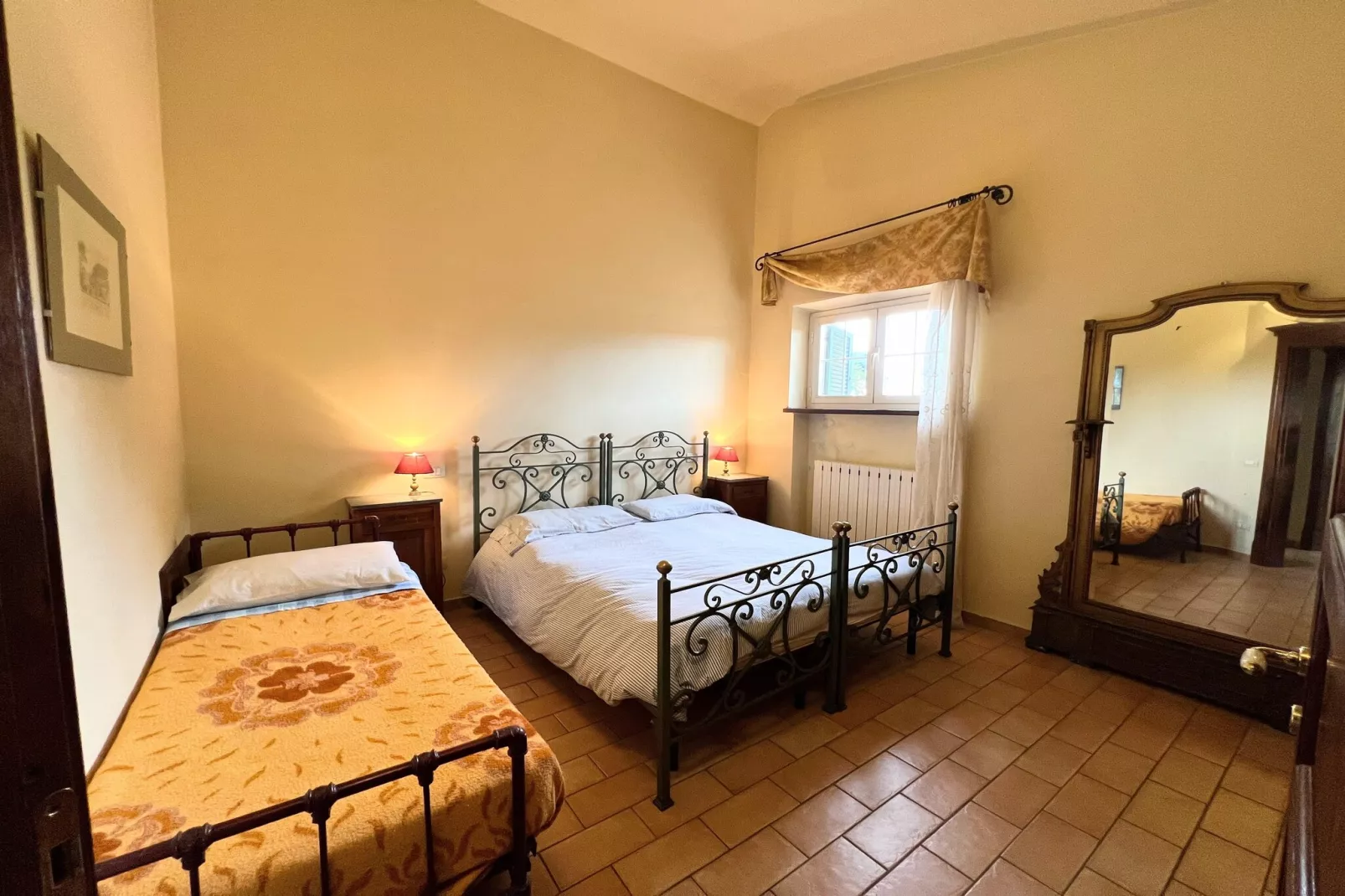 Sagrantino-Bedroom