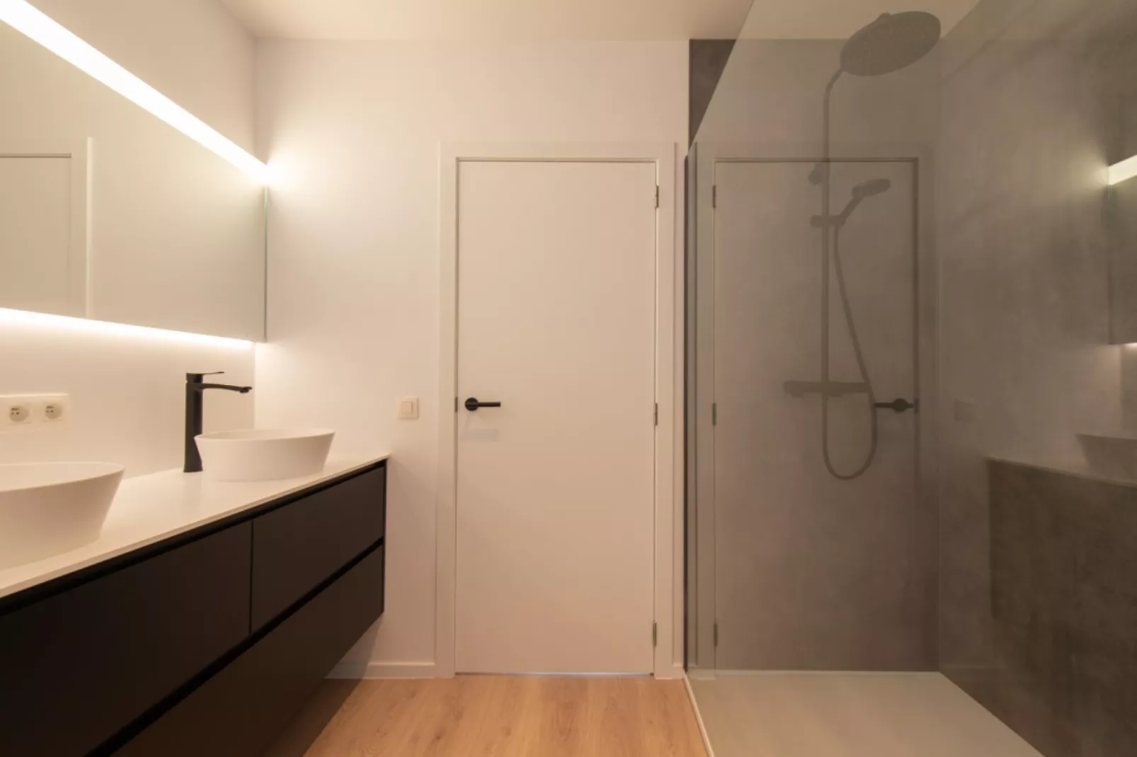 Sun Beach-Bathroom