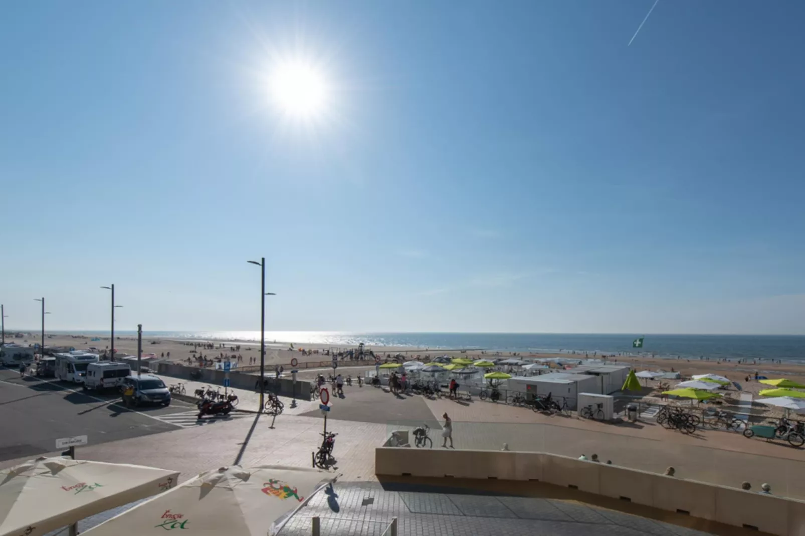 Sun Beach-View summer