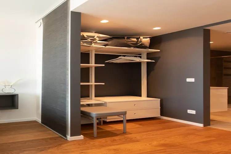 SKY TOWER ONE-Bedroom