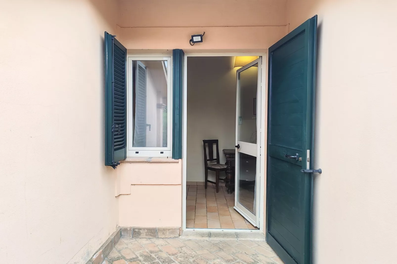 Petit Verdot-Reception hall