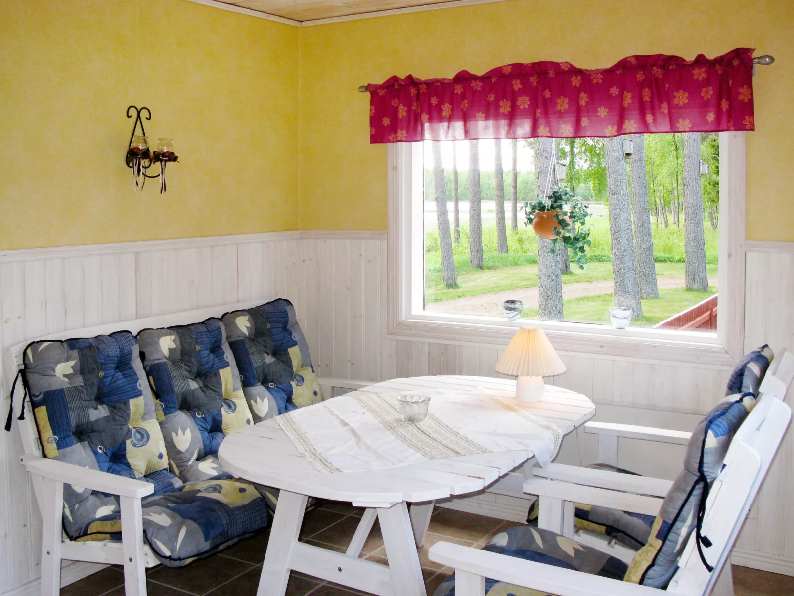 Gissarp Gryningen-Outside