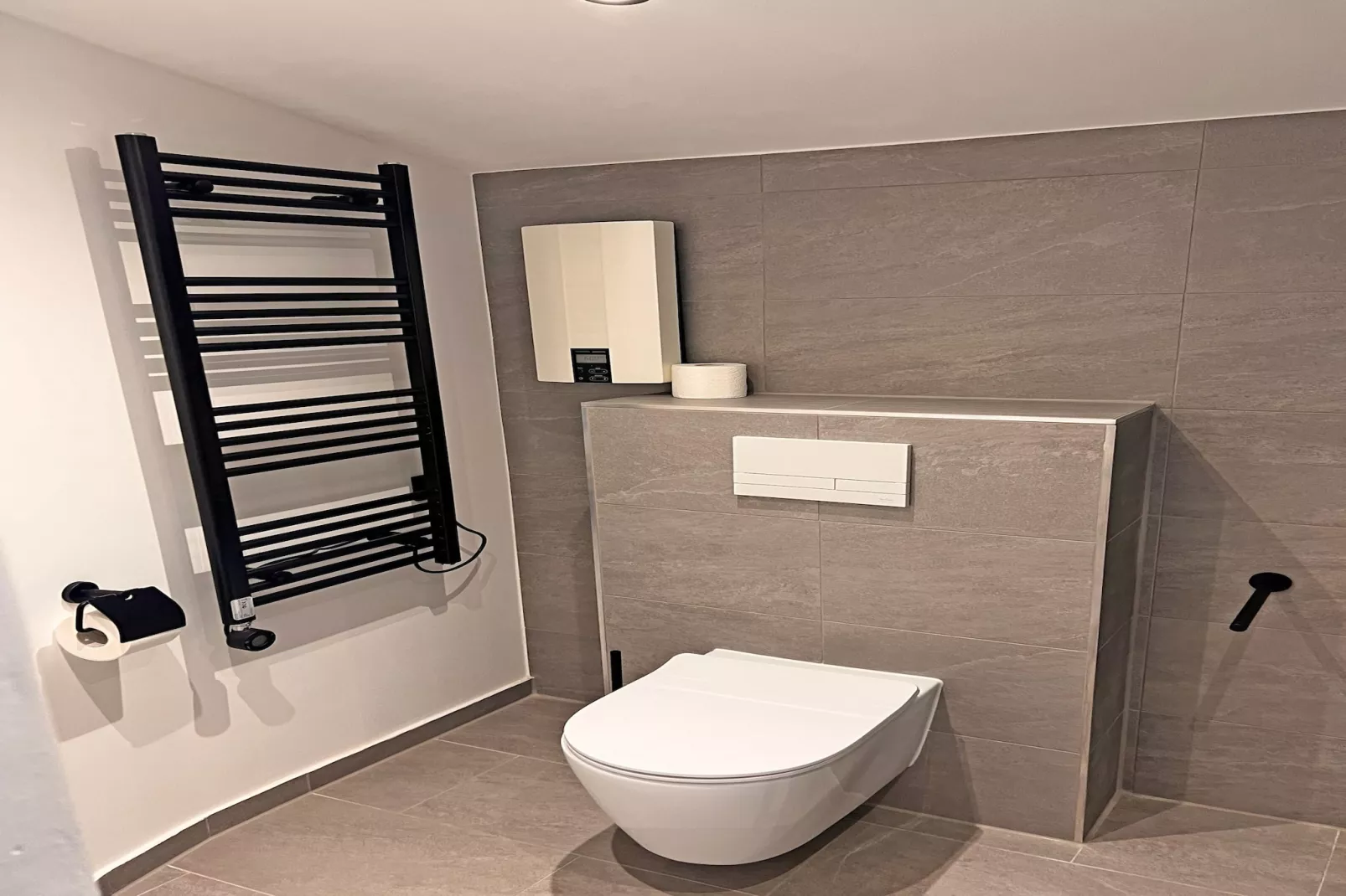 Saalbach Suite 7-Bathroom