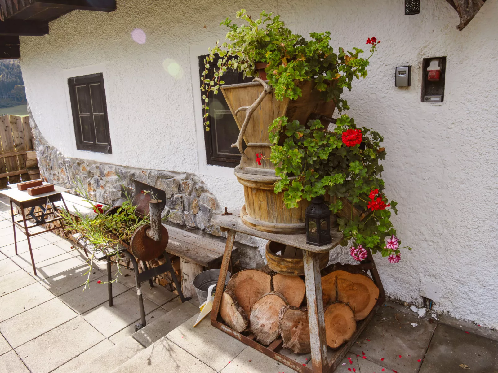 Lehen-Outside