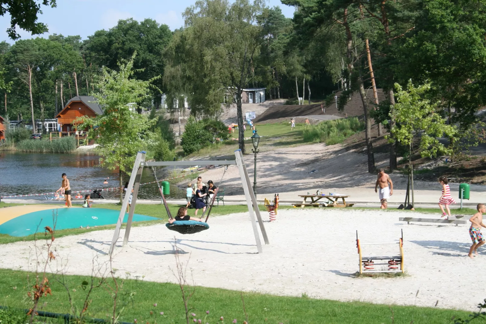 Resort Brunssummerheide 28-Gardens summer