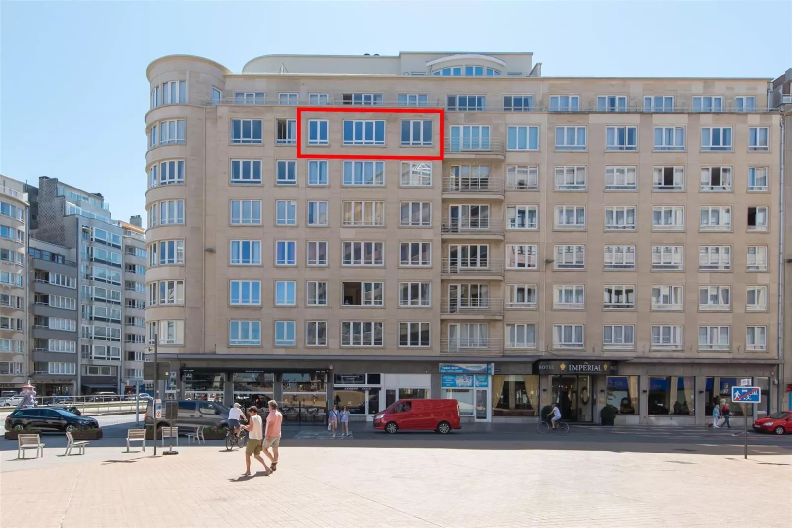 Imperial-Exterior summer