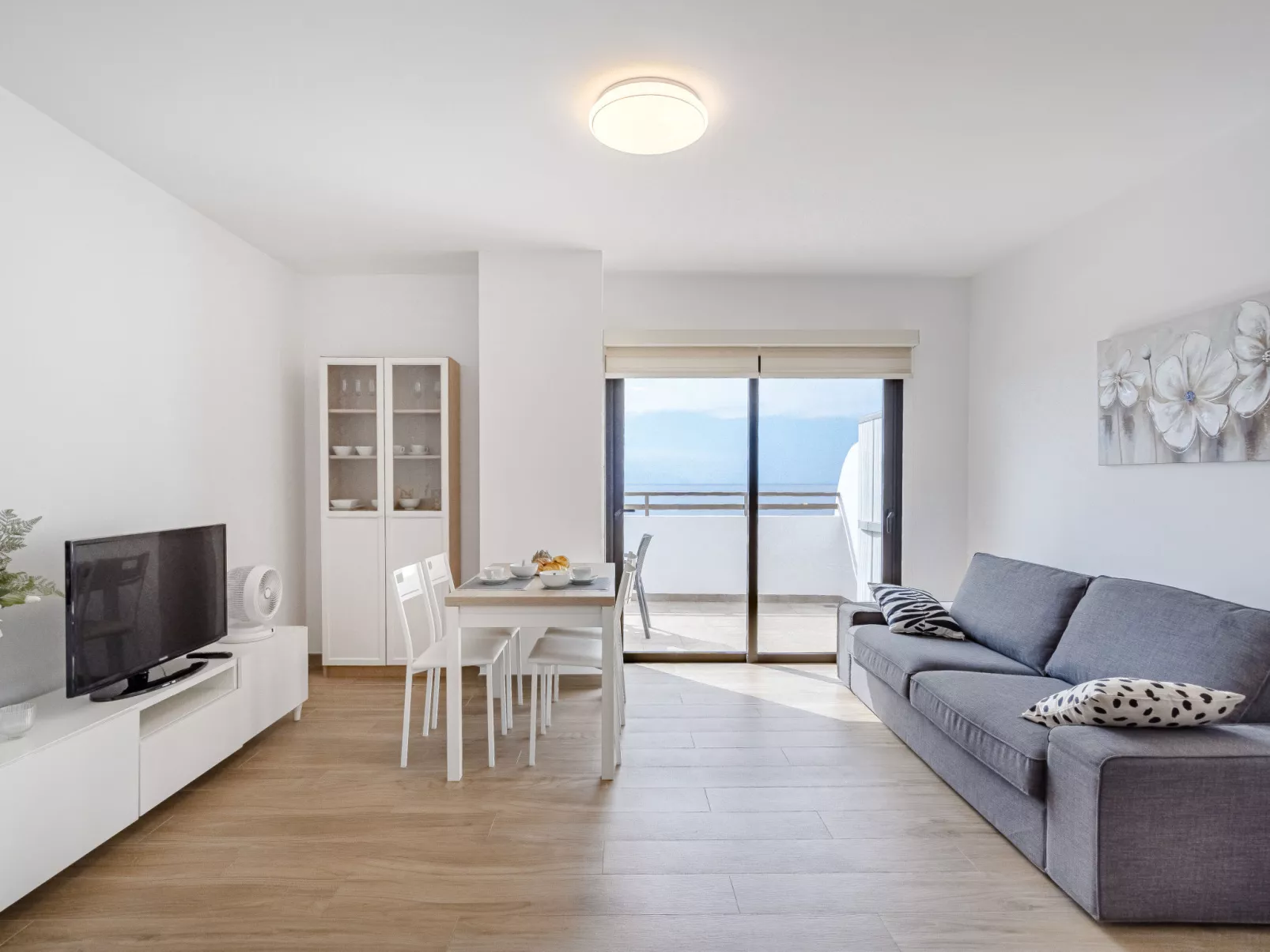 Panoramic Oceanview Escape Arena-Inside