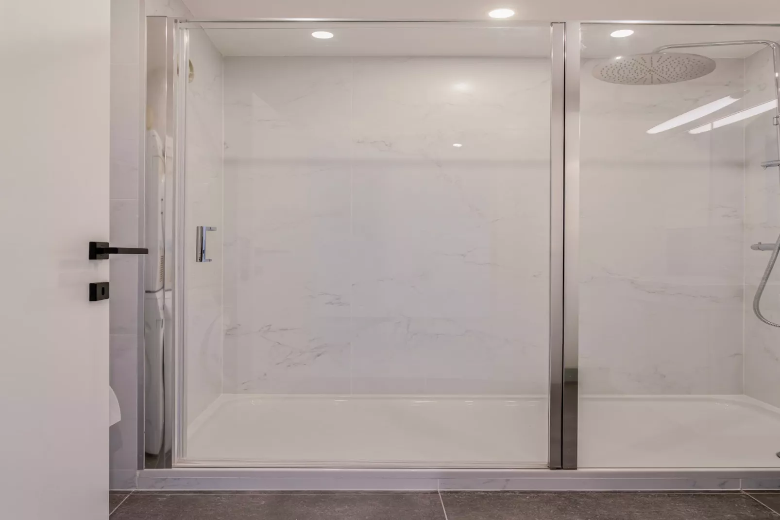 E0-Bathroom
