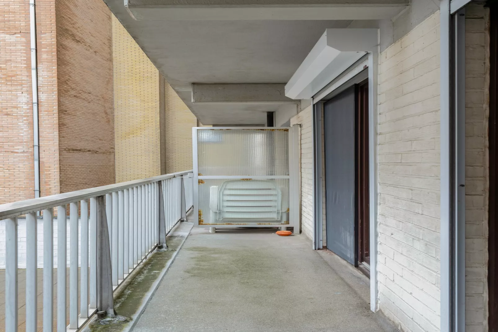 E0-Terrace balcony