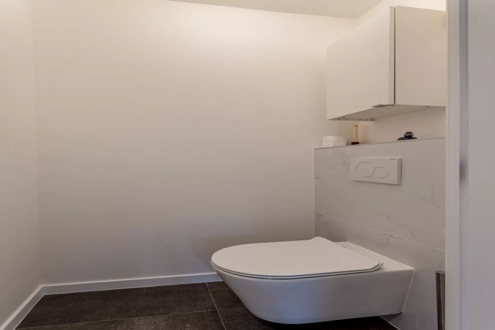 E0-Bathroom