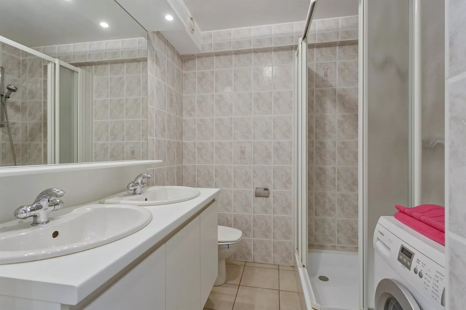 LUXBEACH - 7TH-Bathroom
