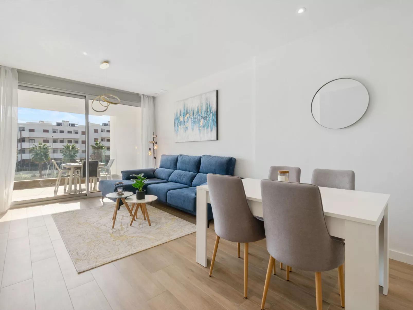 Ema Residencial-Inside