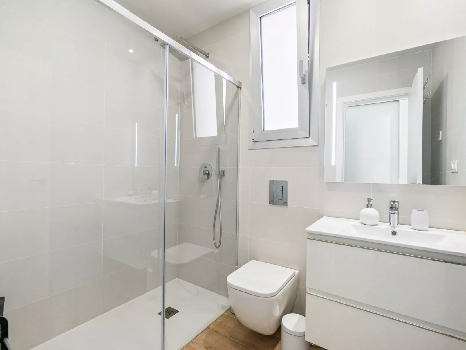 Ema Residencial-Inside