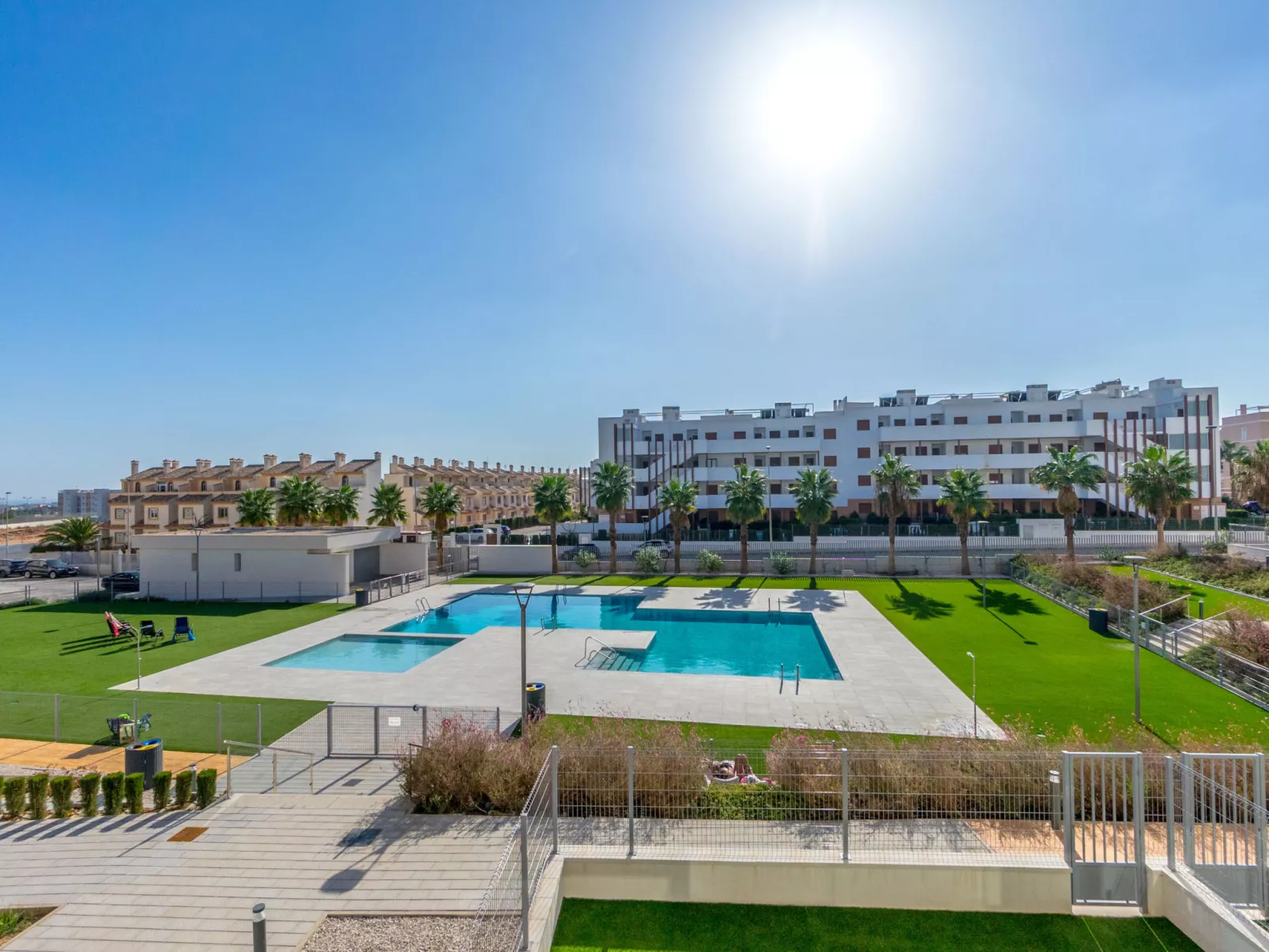 Ema Residencial-Outside