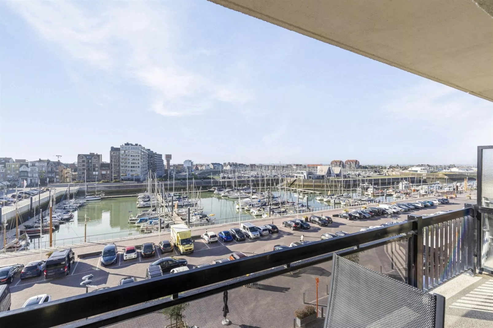 HARBOUR VIEW - 4B-Terrace balcony