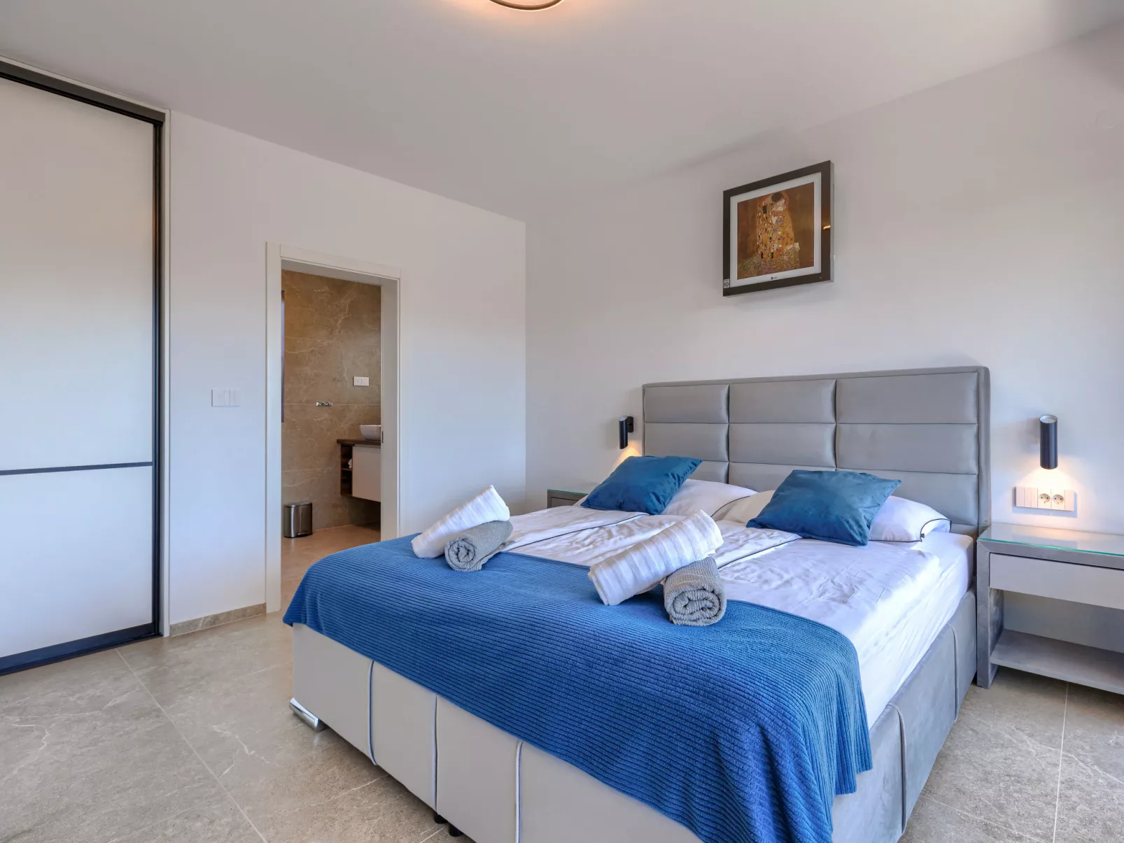 Villa Sandro-Inside