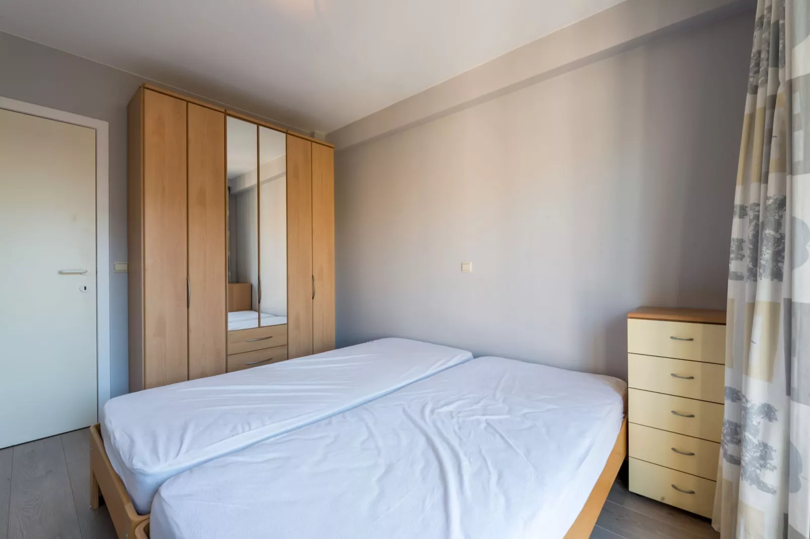 Sablon 501-Bedroom