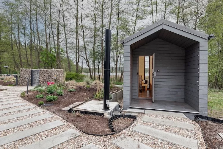 Dom wakacyjny dla 2 osób nad jeziorem Wisełka-Sauna