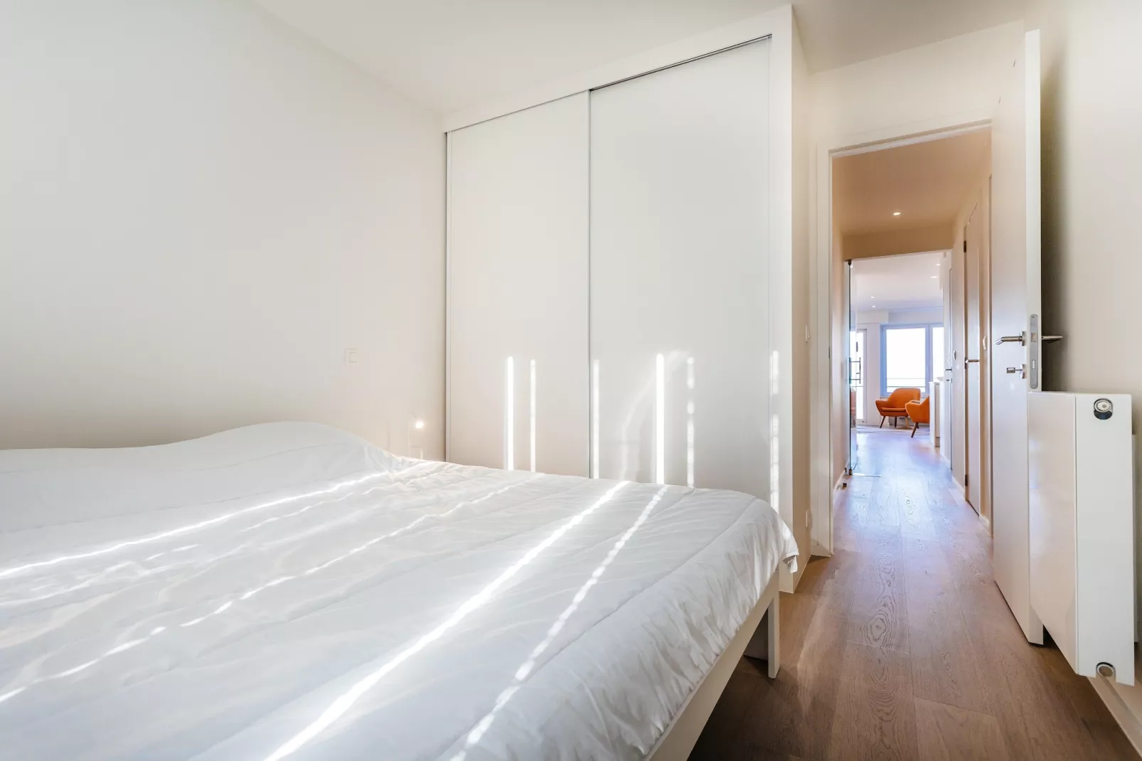 Winoc 402-Bedroom