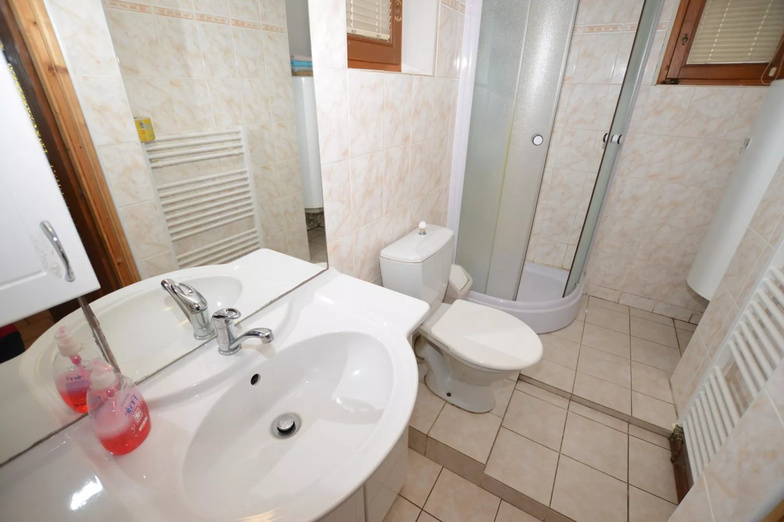 Vladka-Bathroom