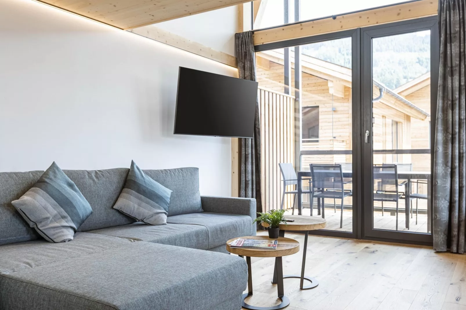 Kreischberg Pool Villen 3c-Living room