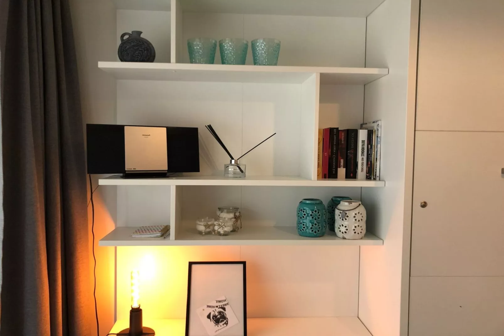 Clement at Sea-Living room
