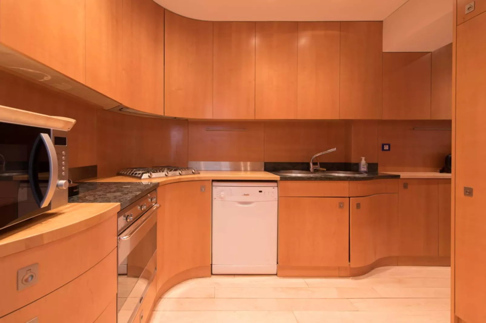 La plage 2-Kitchen