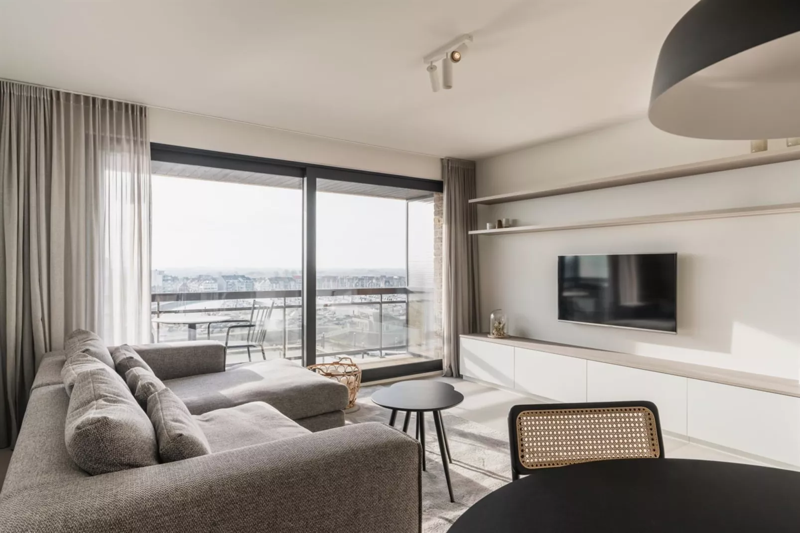 SLIPWAY - 7D-Living room