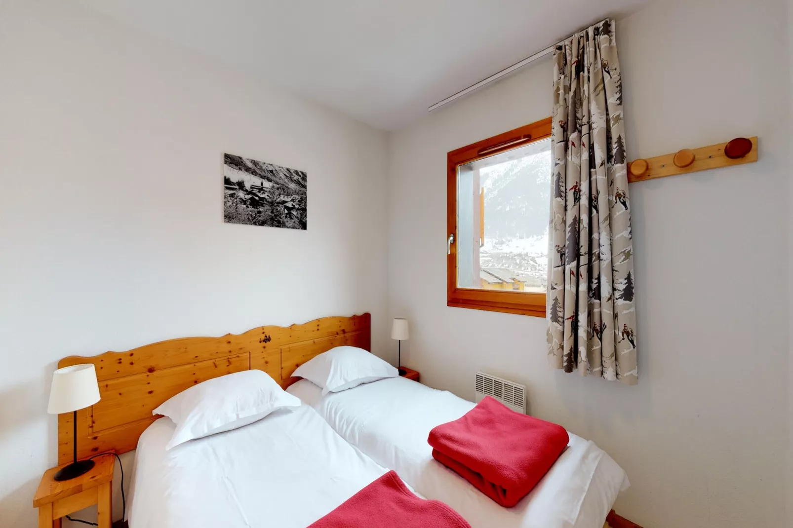 Balcons C 021 - PARC NAT. VANOISE appart. 6 pers.-Bedroom