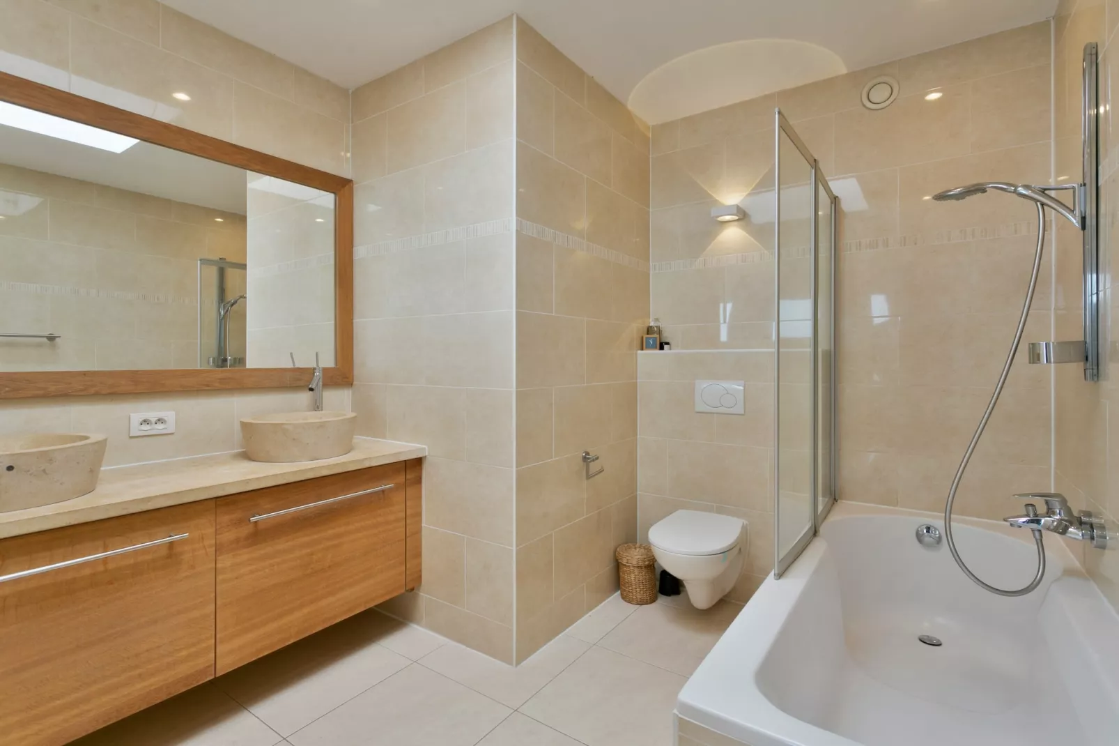 PAUL & VIRGINIE - 10TH-Bathroom