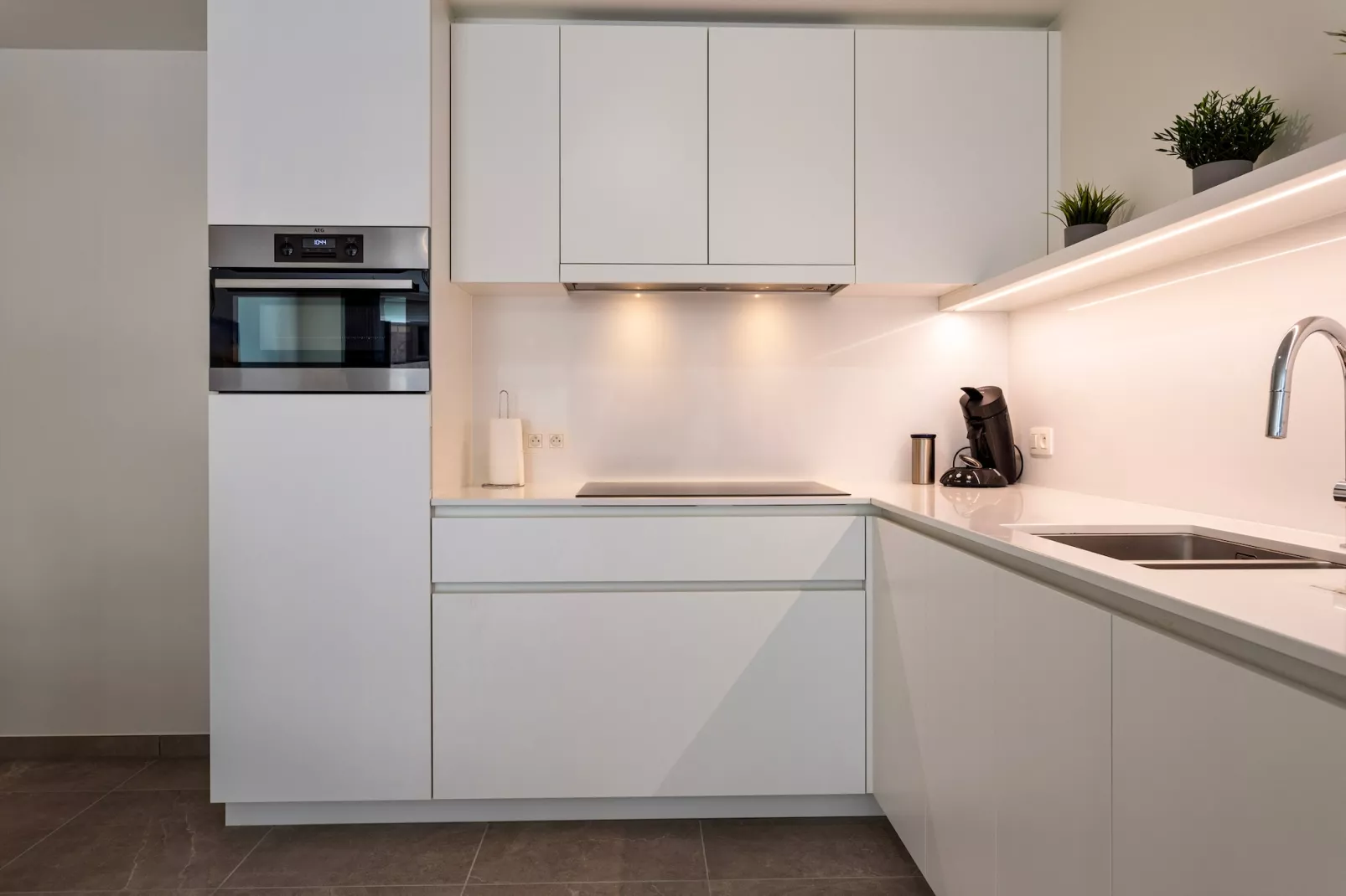 C-DREAM - 0302-Kitchen