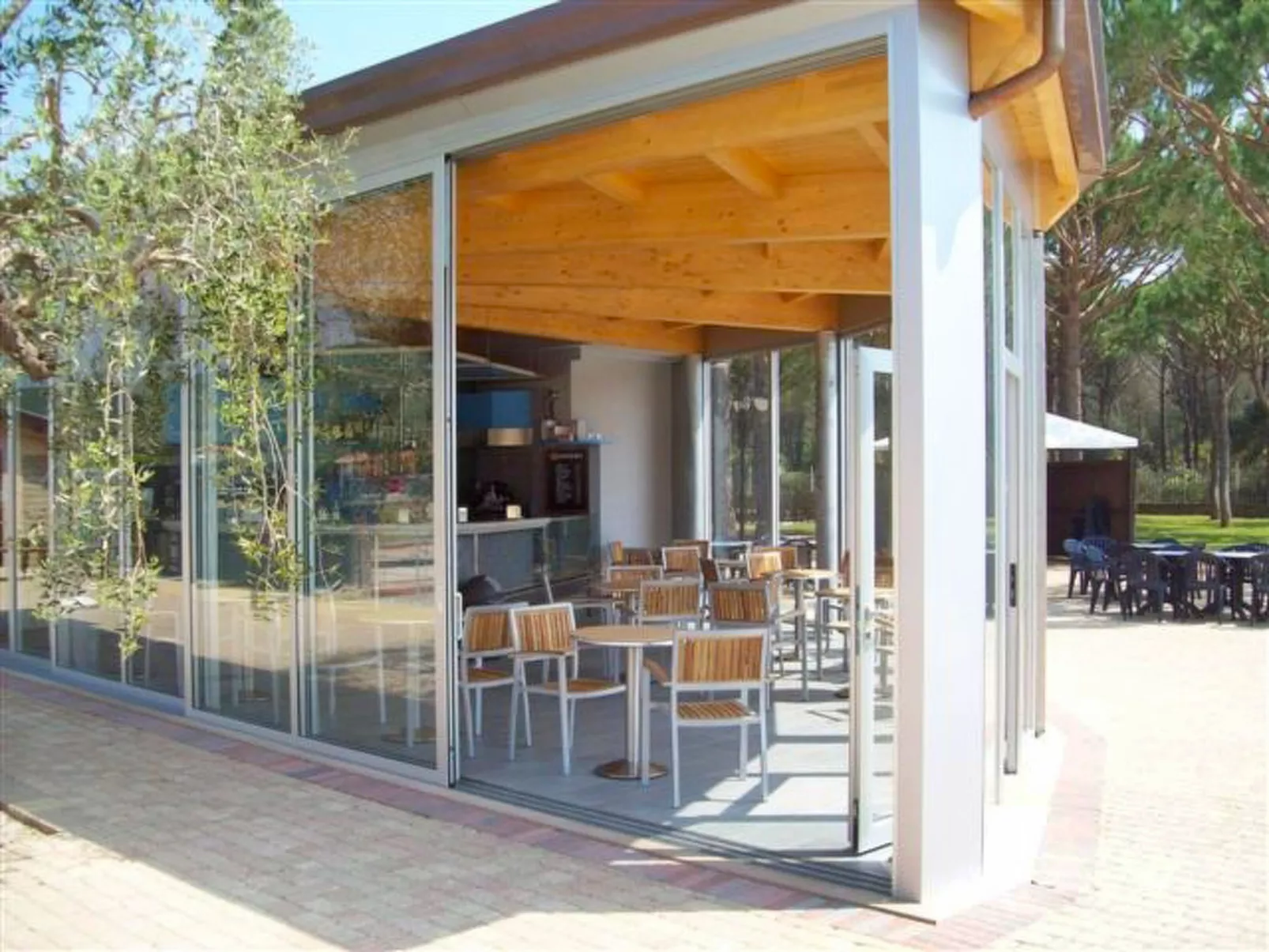 Bungalow Trendy-Inside