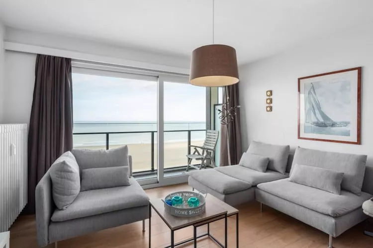 LECOMPTE - D4-Living room