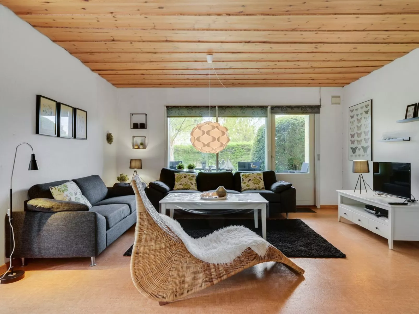 "Arnulf" - 400m from the sea-Inside