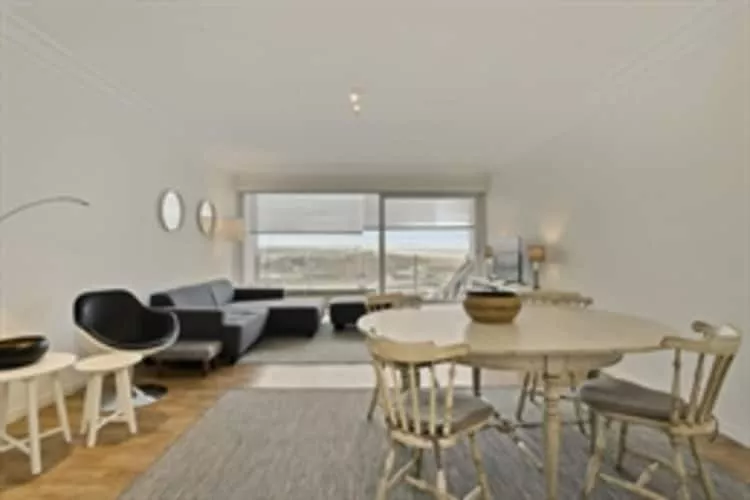 PARADIS - 5A-Living room