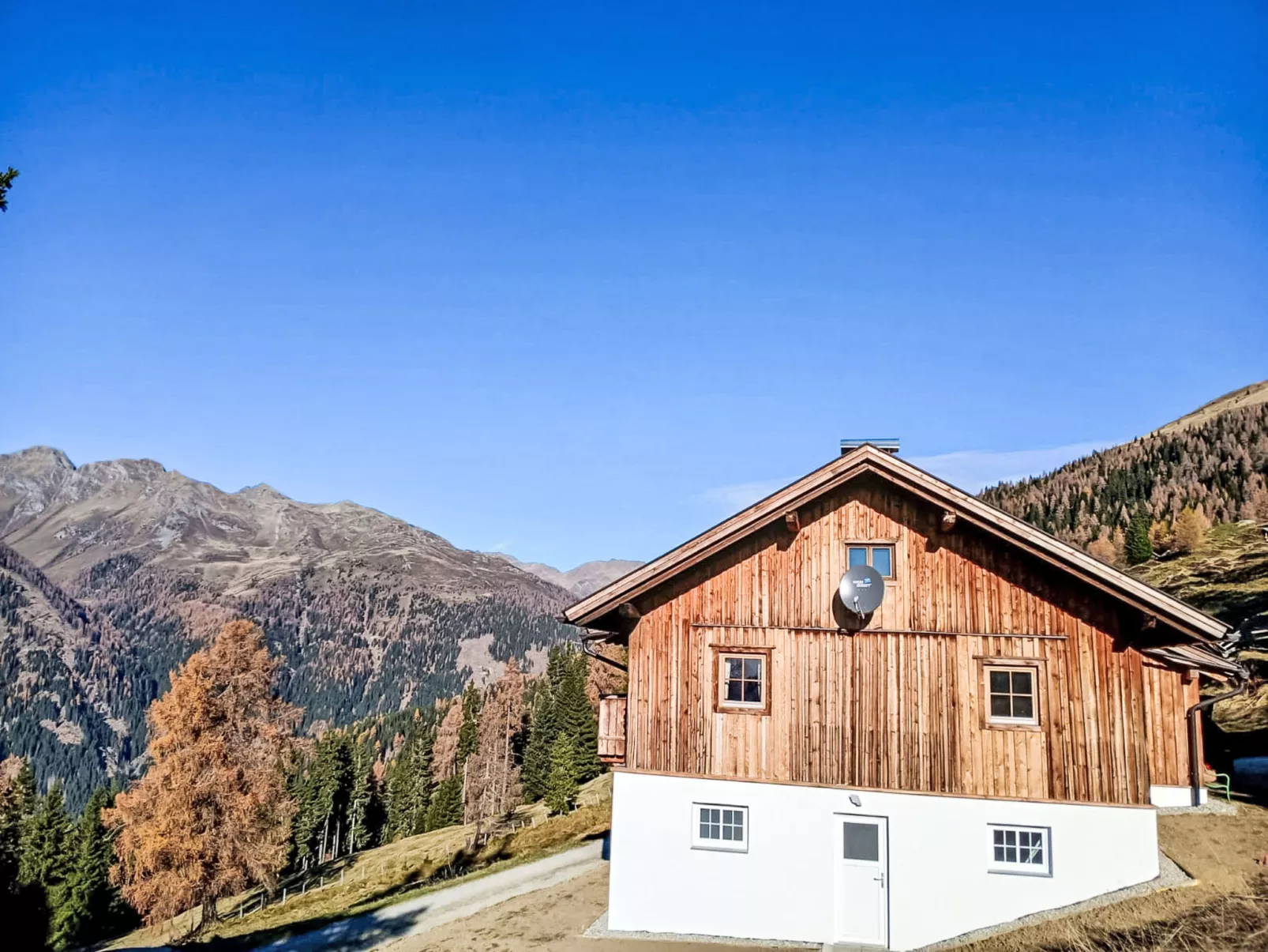 Heregger Hütte-Outside