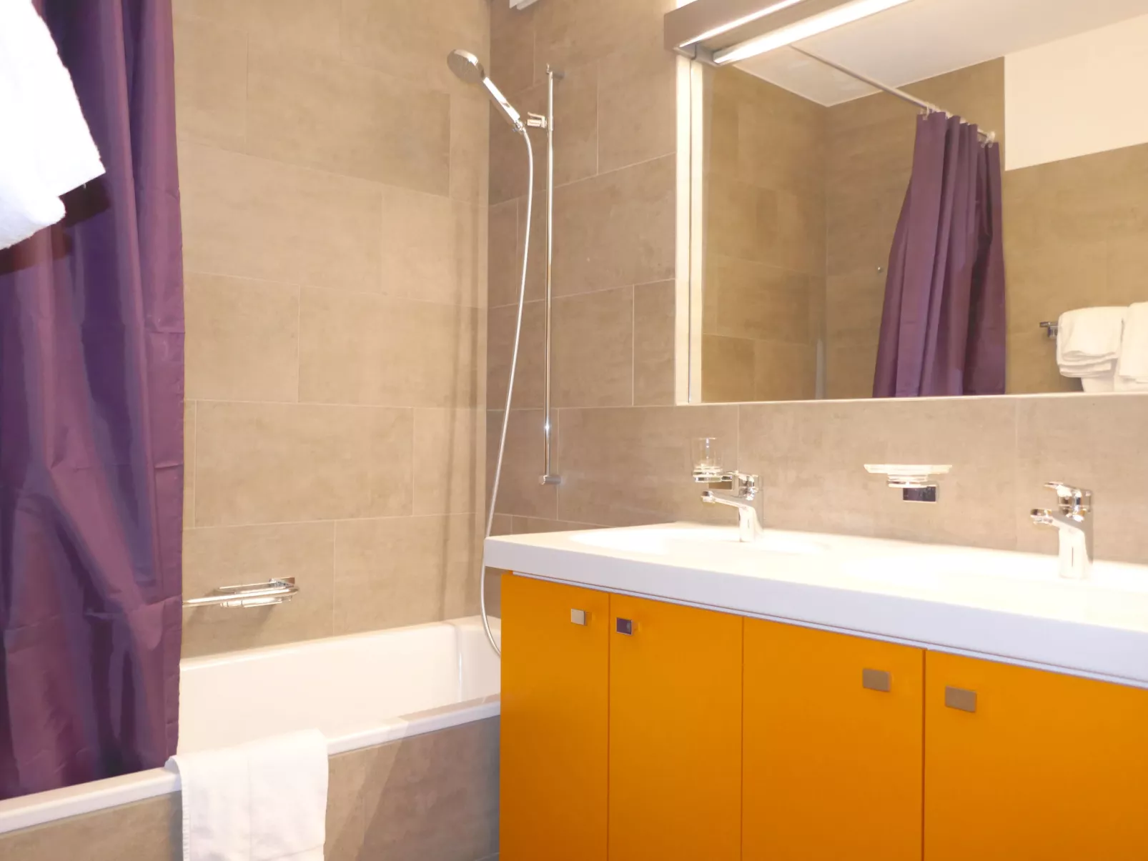 Allod Park Haus C 305-Drinnen