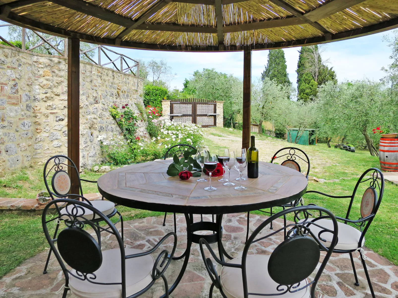 Poggio all'Aia-Inside